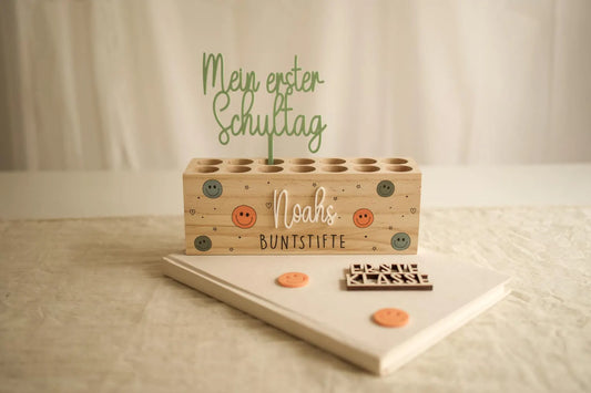 Pen holder with name – personalized wooden pen holder, gift for school enrollment, children's birthday, organization for children - gift